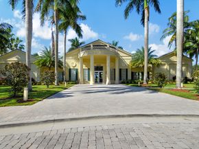 2214 Ridgewood Circle, Royal Palm Beach FL 33411