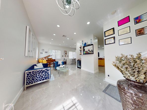 8586 White Cay, West Palm Beach FL 33411