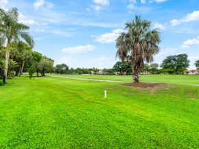 301 Old Meadow Way, Palm Beach Gardens FL 33418
