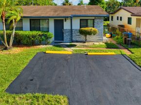 837 NW 41st Street Ab, Oakland Park FL 33309