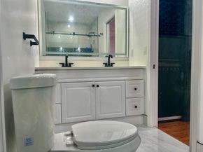 8951 SW 19th St B, Boca Raton FL 33433