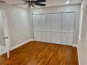 8951 SW 19th St B, Boca Raton FL 33433