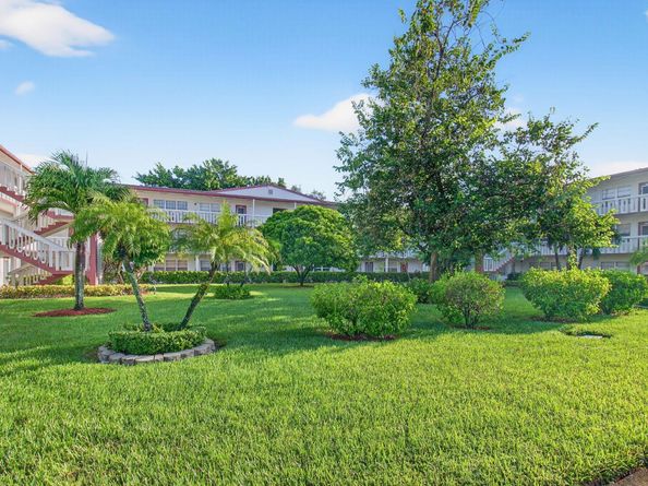 384 Fanshaw J, Boca Raton FL 33434