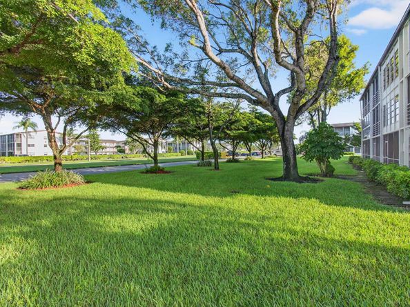 384 Fanshaw J, Boca Raton FL 33434