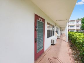 384 Fanshaw J, Boca Raton FL 33434