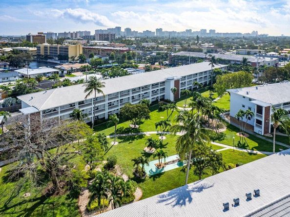 2455 NE 51st Street E102, Fort Lauderdale FL 33308