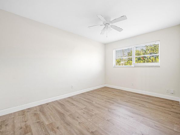 2455 NE 51st Street E102, Fort Lauderdale FL 33308