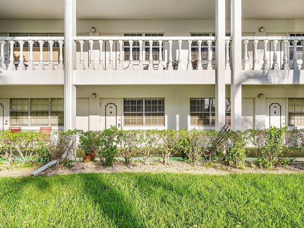 2455 NE 51st Street E102, Fort Lauderdale FL 33308