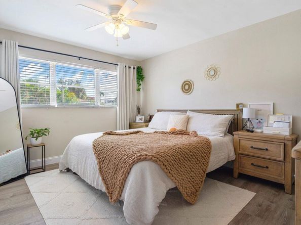 2455 NE 51st Street E102, Fort Lauderdale FL 33308