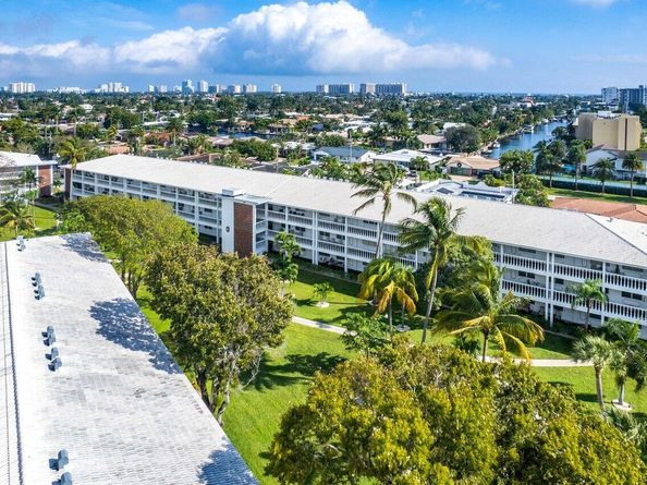2455 NE 51st Street E102, Fort Lauderdale FL 33308