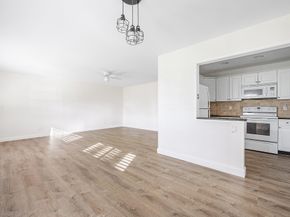 2455 NE 51st Street E102, Fort Lauderdale FL 33308