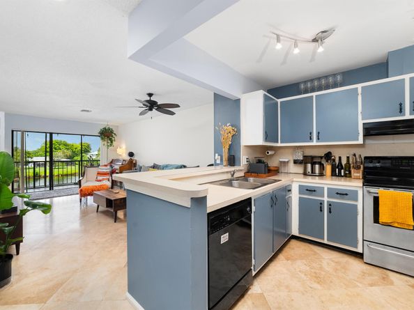 440 Canal Point 226, Delray Beach FL 33444