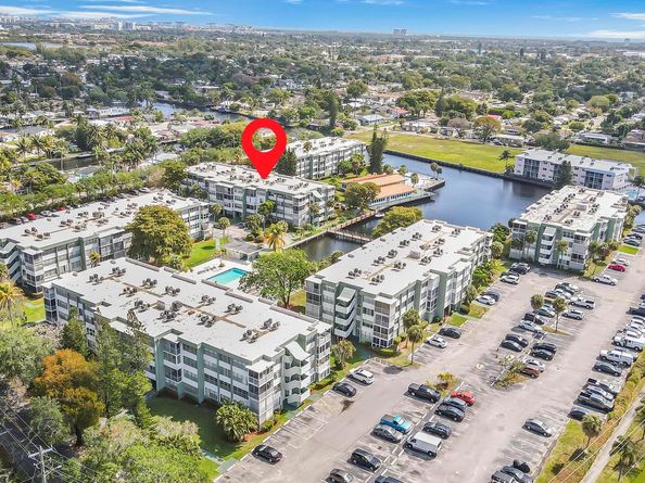 2751 Taft St 208, Hollywood FL 33020