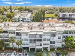 2751 Taft St 208, Hollywood FL 33020