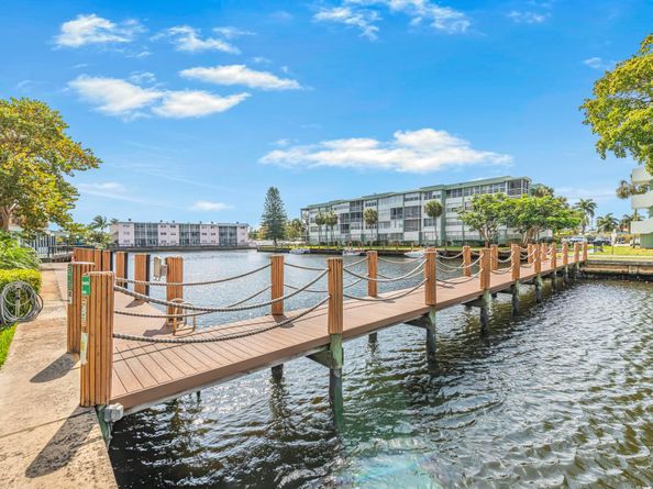 2751 Taft St 208, Hollywood FL 33020