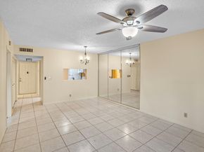 3071 Holiday Springs Blvd 102, Margate FL 33063