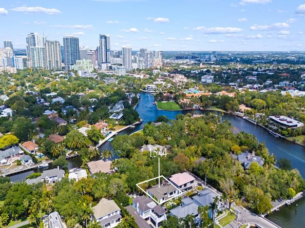 1544 Ponce De Leon Dr, Fort Lauderdale FL 33301