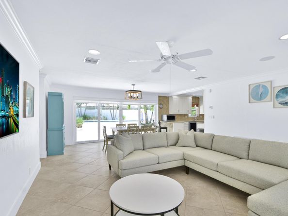 2780 NE 5th Street, Pompano Beach FL 33062