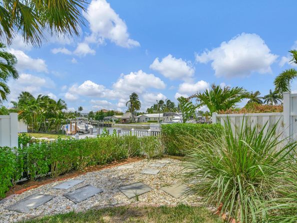 2780 NE 5th Street, Pompano Beach FL 33062