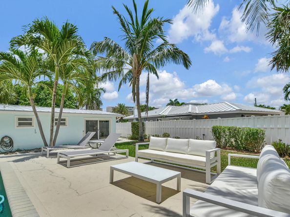 2780 NE 5th Street, Pompano Beach FL 33062