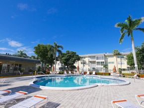 4421 NW 16th St 206G, Lauderhill FL 33313