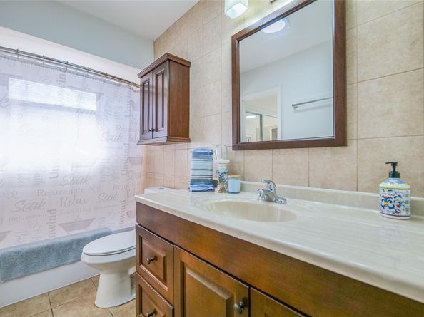 4421 NW 16th St 206G, Lauderhill FL 33313