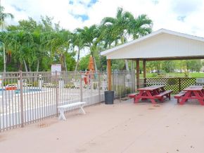 4421 NW 16th St 206G, Lauderhill FL 33313