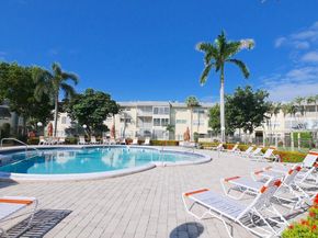 4421 NW 16th St 206G, Lauderhill FL 33313