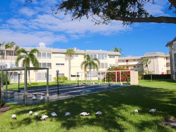 4421 NW 16th St 206G, Lauderhill FL 33313