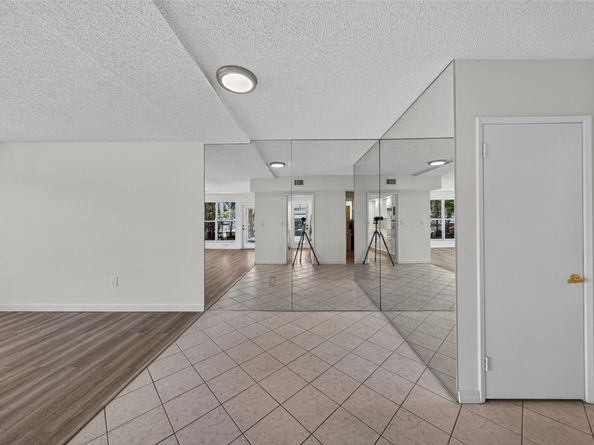 180 Isle Of Venice Dr 99, Fort Lauderdale FL 33301