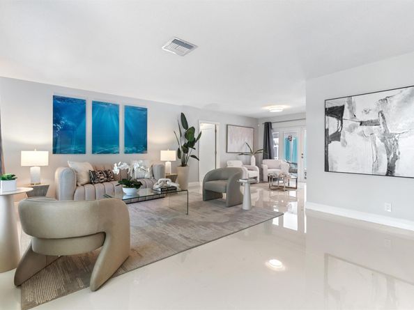 4841 NE 28th Ave, Fort Lauderdale FL 33308
