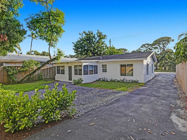 1121 SW 15th Ave, Fort Lauderdale FL 33312