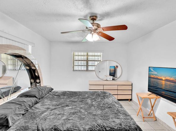5702 Jefferson Street, Hollywood FL 33023