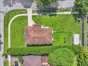 5702 Jefferson Street, Hollywood FL 33023