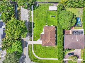 5702 Jefferson Street, Hollywood FL 33023