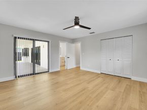 5512 Cleveland St, Hollywood FL 33021