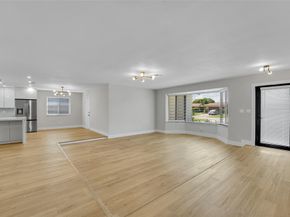 5512 Cleveland St, Hollywood FL 33021