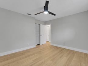 5512 Cleveland St, Hollywood FL 33021
