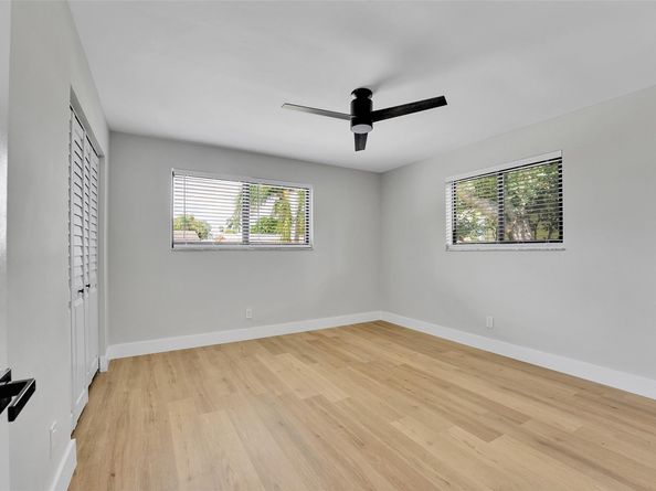 5512 Cleveland St, Hollywood FL 33021