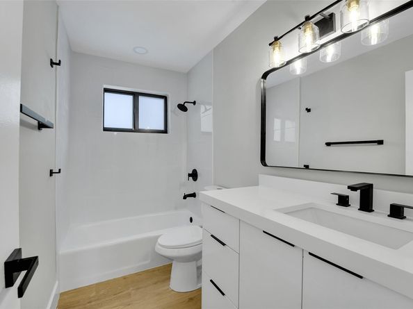 5512 Cleveland St, Hollywood FL 33021