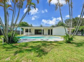 5512 Cleveland St, Hollywood FL 33021
