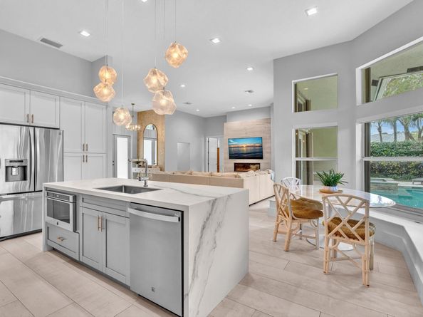 4122 NW 67th Ter, Coral Springs FL 33067