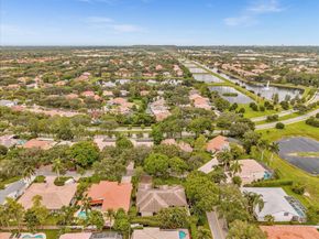 4122 NW 67th Ter, Coral Springs FL 33067