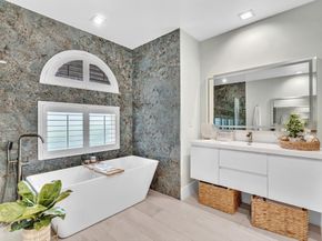 4122 NW 67th Ter, Coral Springs FL 33067