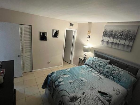Undisclosed Address #FX-10516977, Coral Springs FL 33065