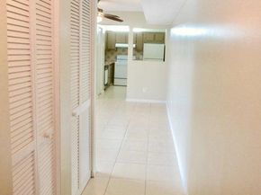 Undisclosed Address #FX-10516977, Coral Springs FL 33065
