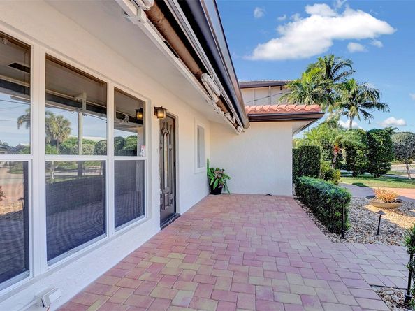 2524 SE 9th St, Pompano Beach FL 33062