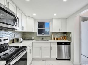5900 NW 44th St 414, Lauderhill FL 33319