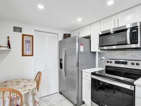 5900 NW 44th St 414, Lauderhill FL 33319