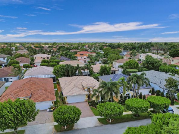 13129 SW 32nd St, Miramar FL 33027